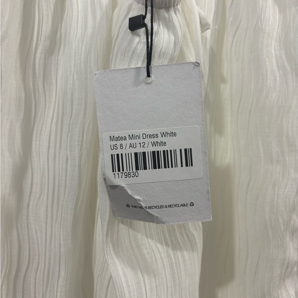 White Textured V-Neck Spaghetti Strap Dress - Picture 4 of 10